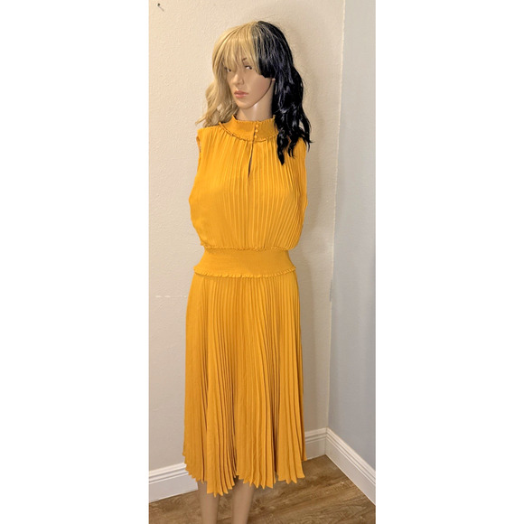 Nanette Lepore 8 Mustard Yellow Accordion Pleated Smock Neck Sleeveless Dress - Picture 1 of 9